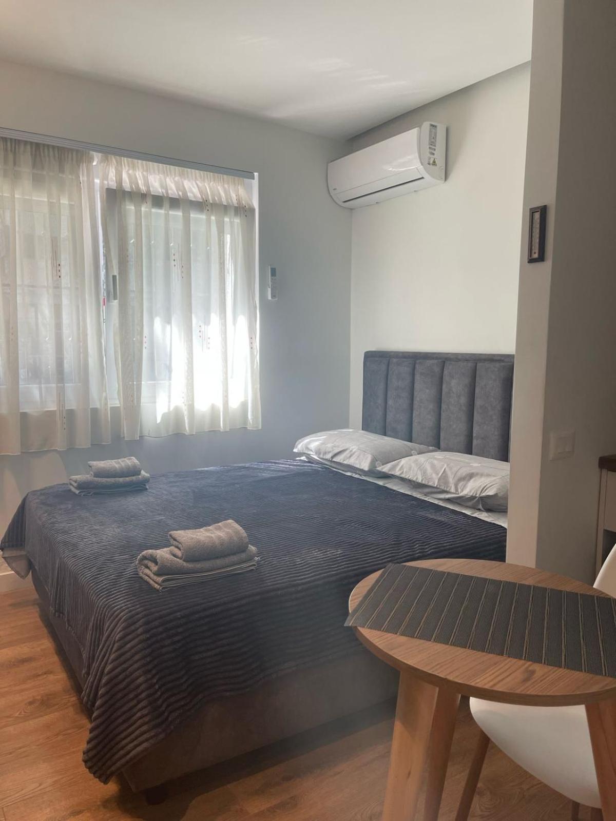Downtown Studio Apartments ติรานา ภายนอก รูปภาพ